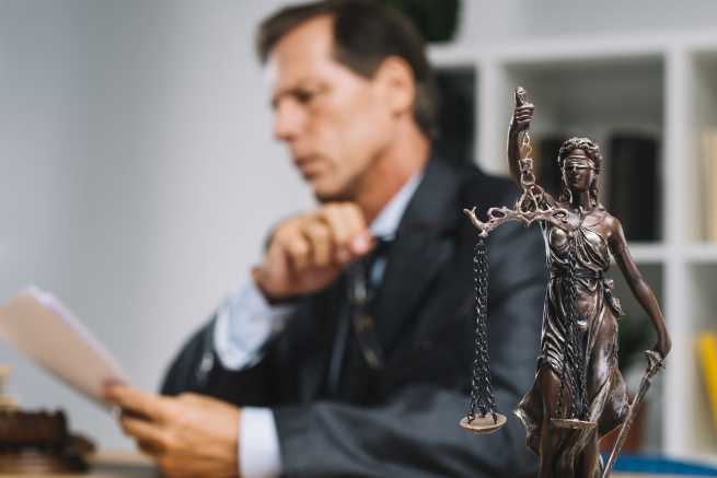 Pociągnięcie do odpowiedzialności radcy prawnego